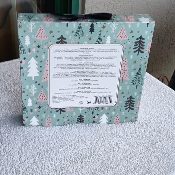 Purely Panache Bath set Peppermint - Picture 2 of 2